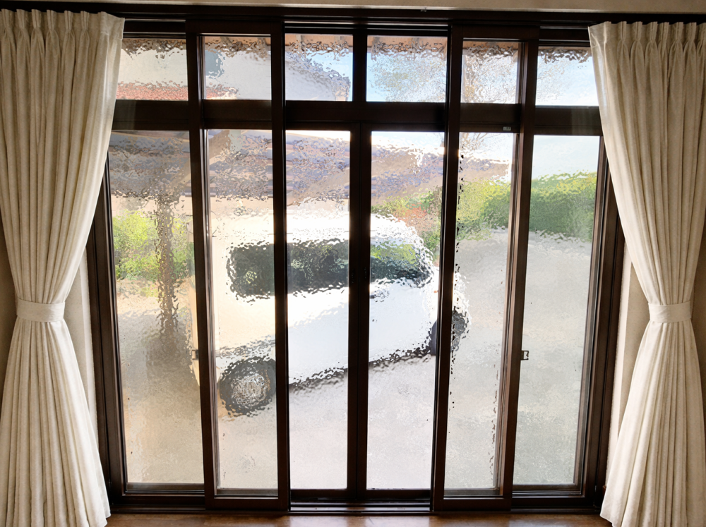 廊下の掃き出し窓 (工事後)